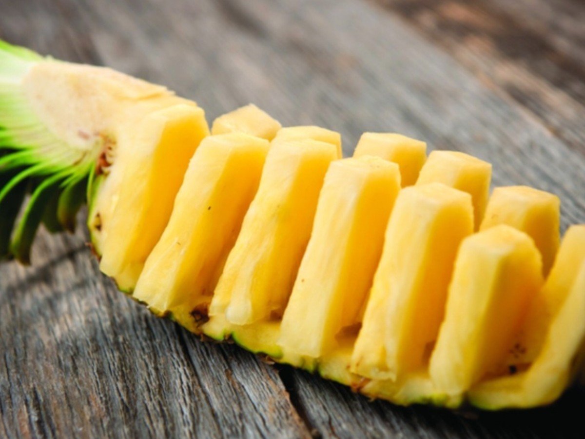 Ananas al limone